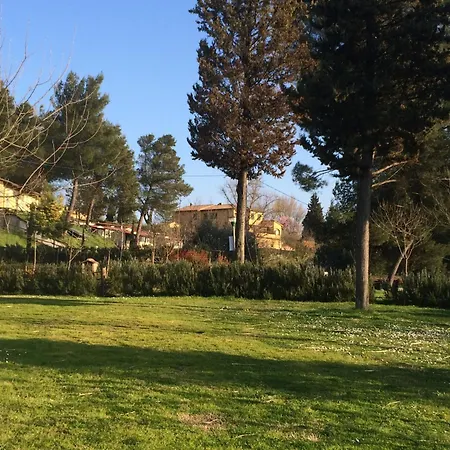 Toscana Village ホリデーパーク Montopoli in Val dʼArno