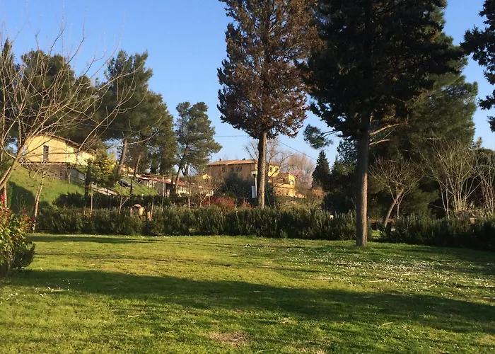 Toscana Village ホリデーパーク Montopoli in Val dʼArno